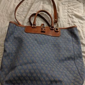 Downey Bourke purse